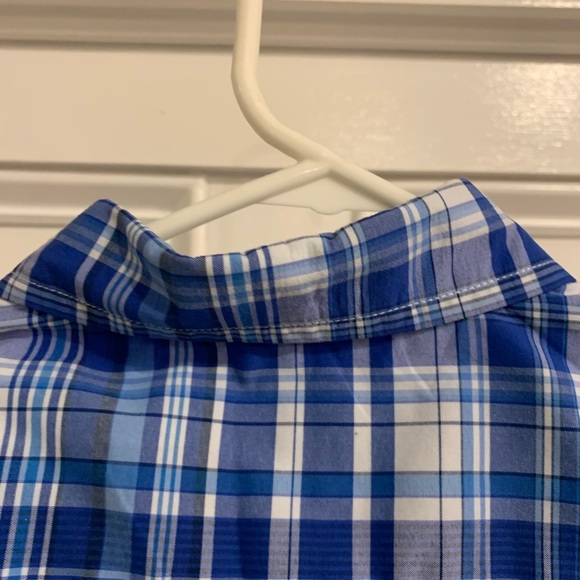 button down tshirt - Picture 6 of 6